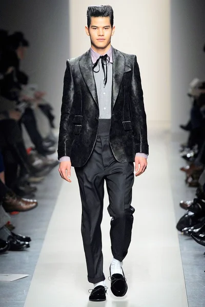 Look 36